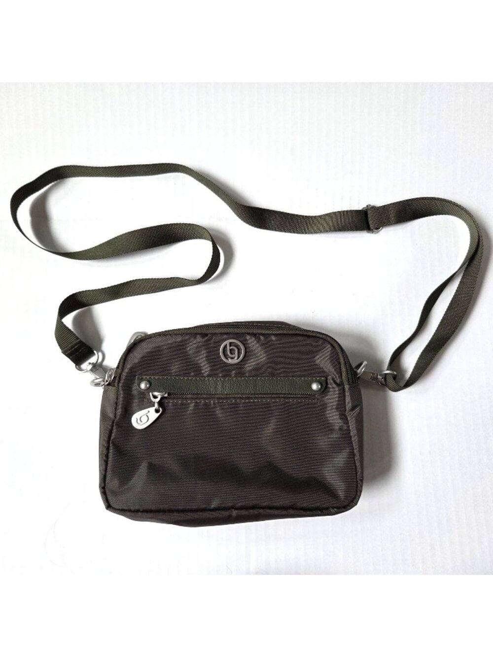 Baggallini Purse Olive Green Oakland Small Crossbody Bag Travel RFID